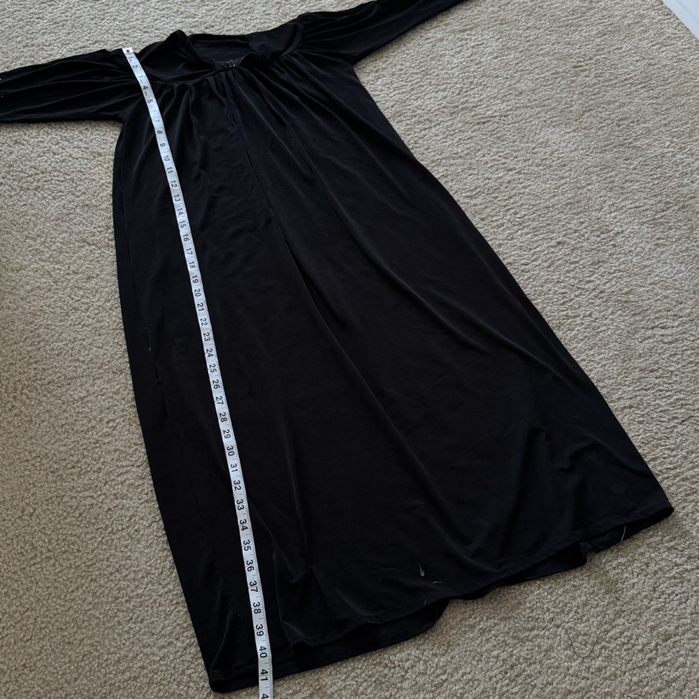 Elegant Black Long Sleeve Dress abaya  with Beaded Details - Picture 4 of 8